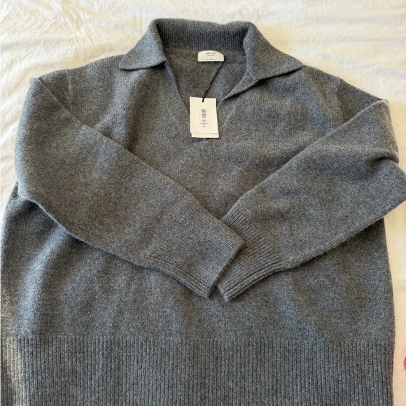 Aritzia Sweaters - aritzia Plush Cashmere Oversized Polo Sweater